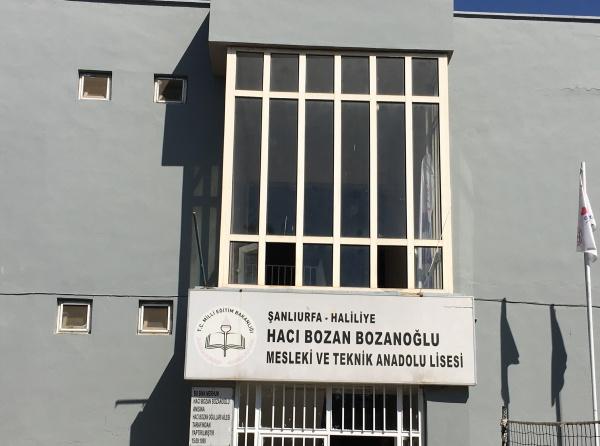 Hacı Bozan Bozanoğlu Mesleki ve Teknik Anadolu Lisesi Fotoğrafı